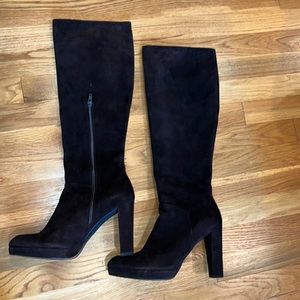 Brown suede very good condition Stuart Weitzman boots